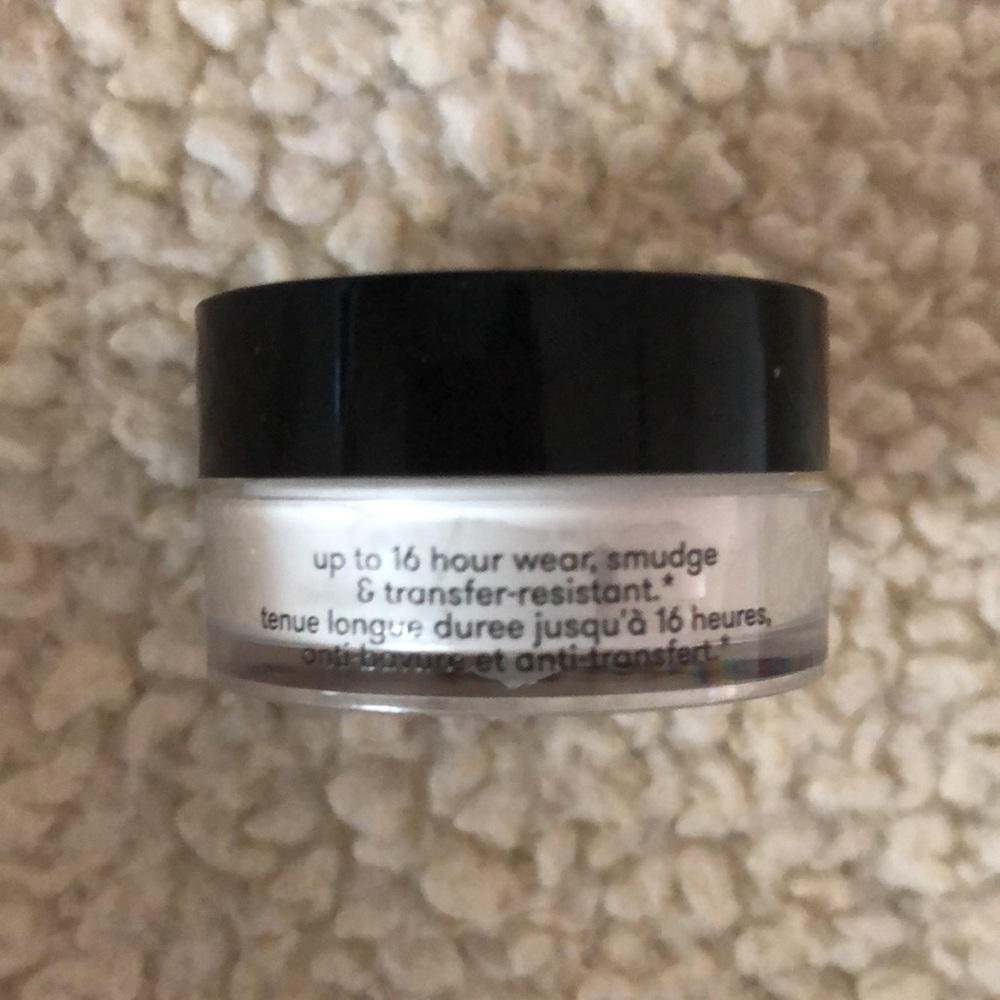 🍄 DermaBlend Professional Loose Setting Powder - Picture 2 of 3